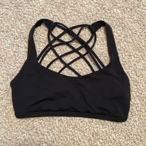 Lululemon sports bra